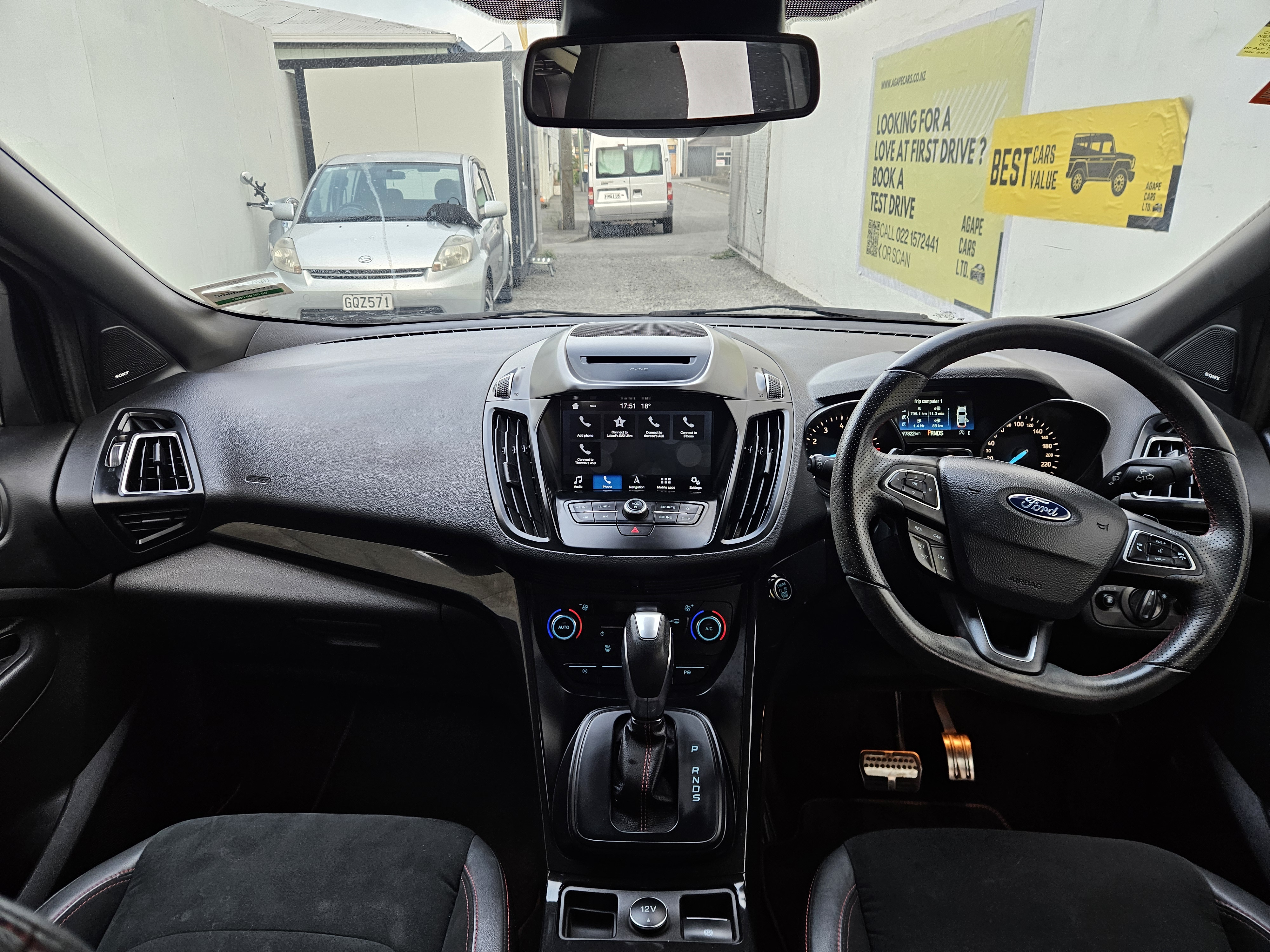 2020 Ford Escape ST - LINE photo 8