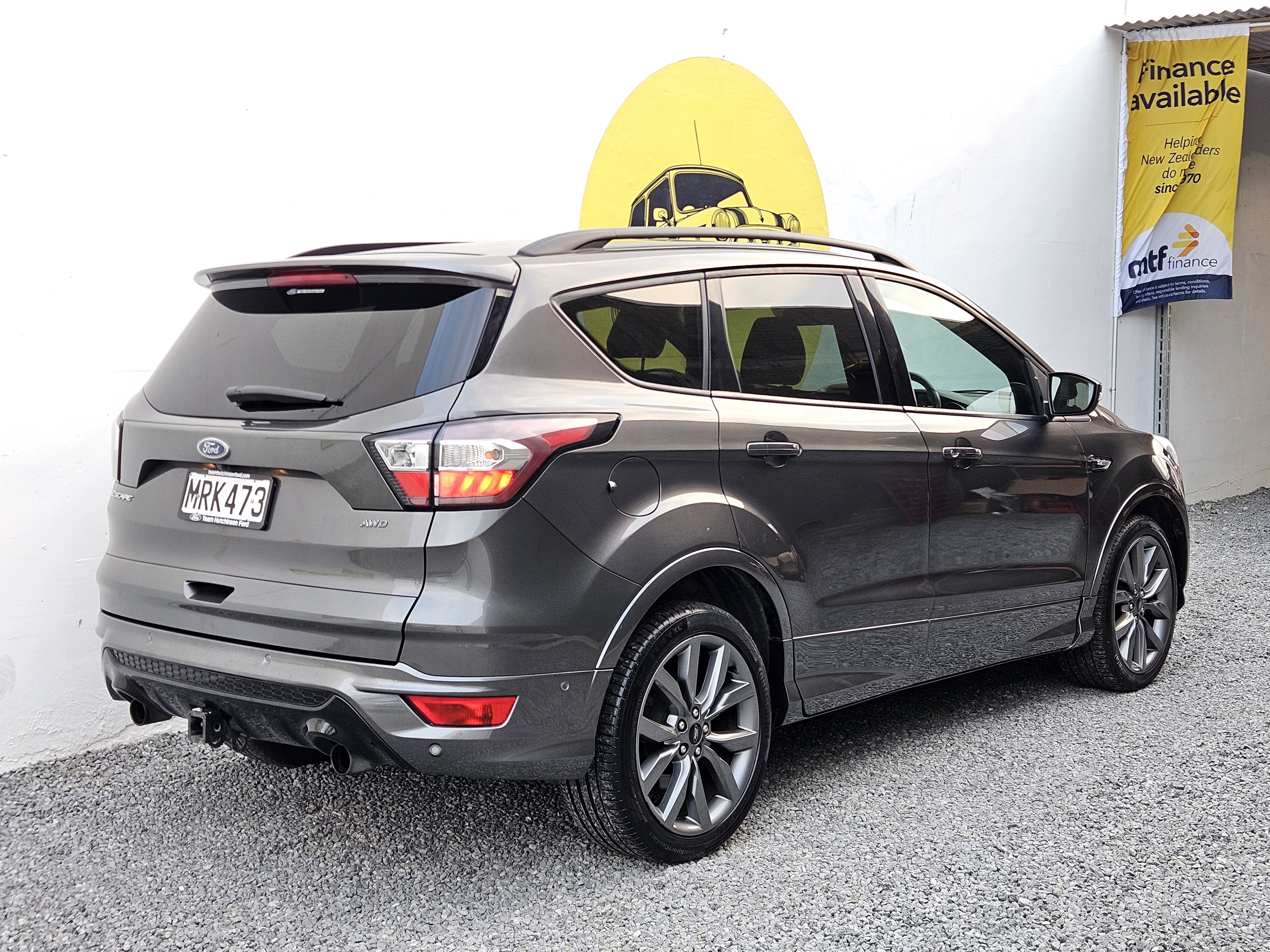 2020 Ford Escape ST - LINE photo 3