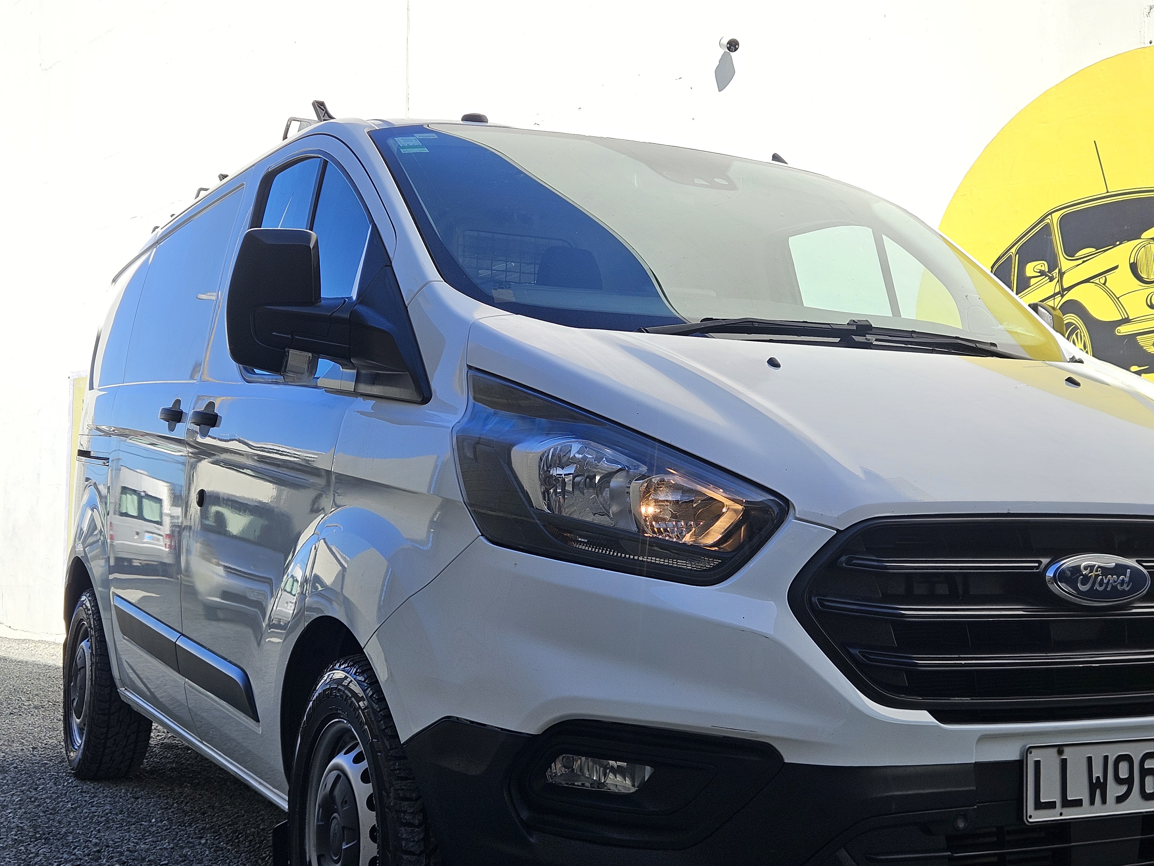2018 Ford Transit Custom SWB photo 3