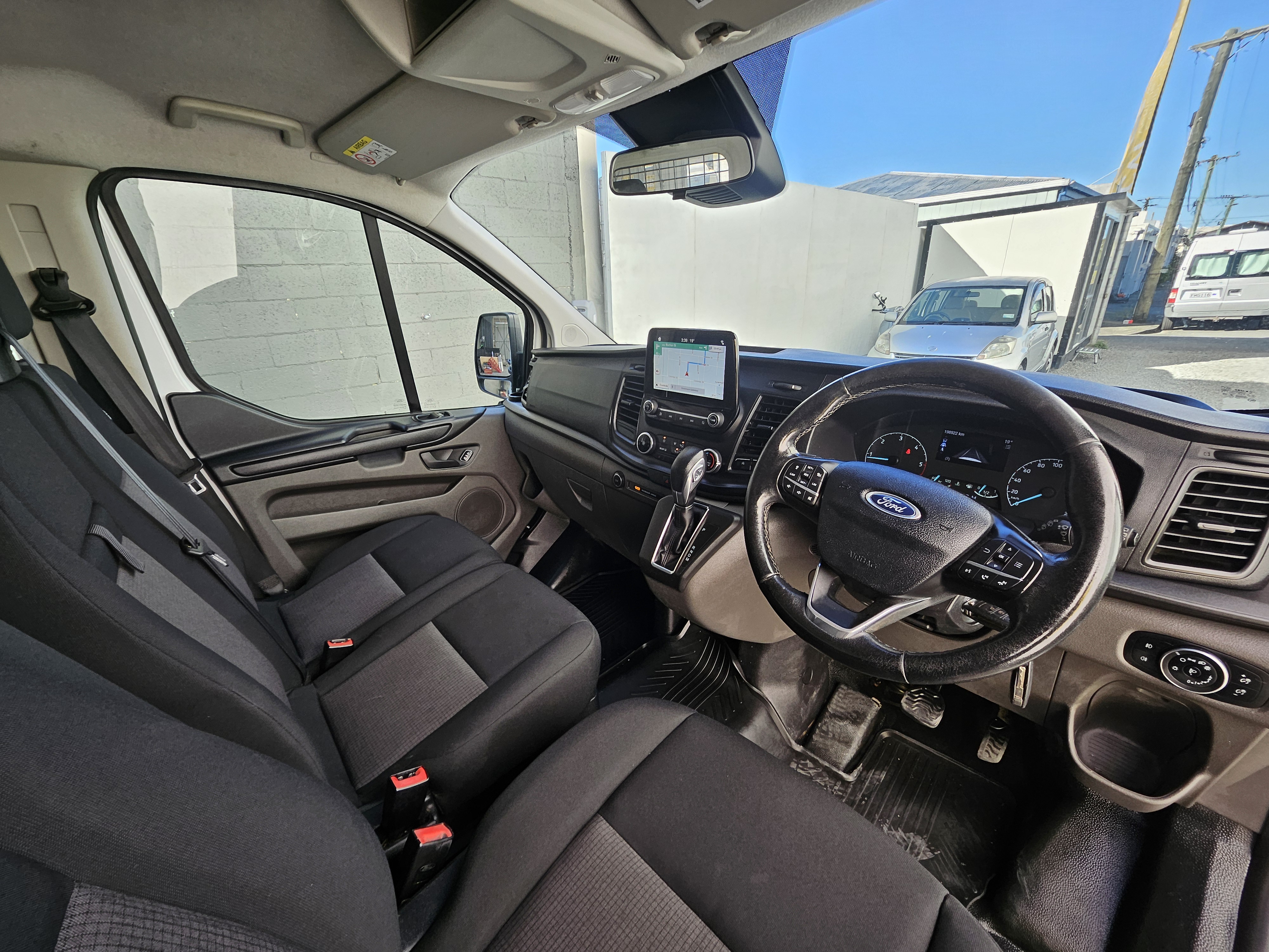 2018 Ford Transit Custom SWB photo 8