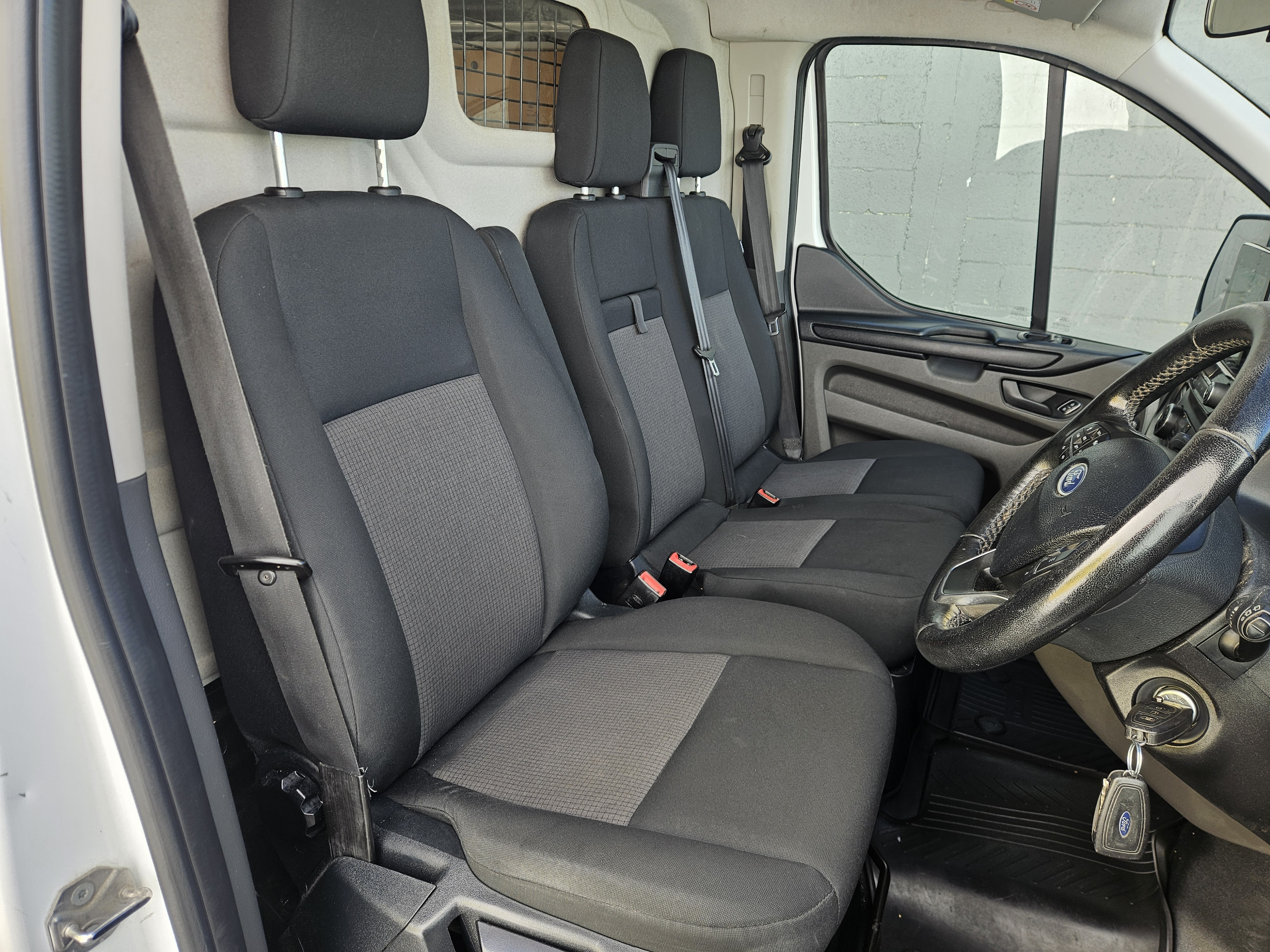2018 Ford Transit Custom SWB photo 15
