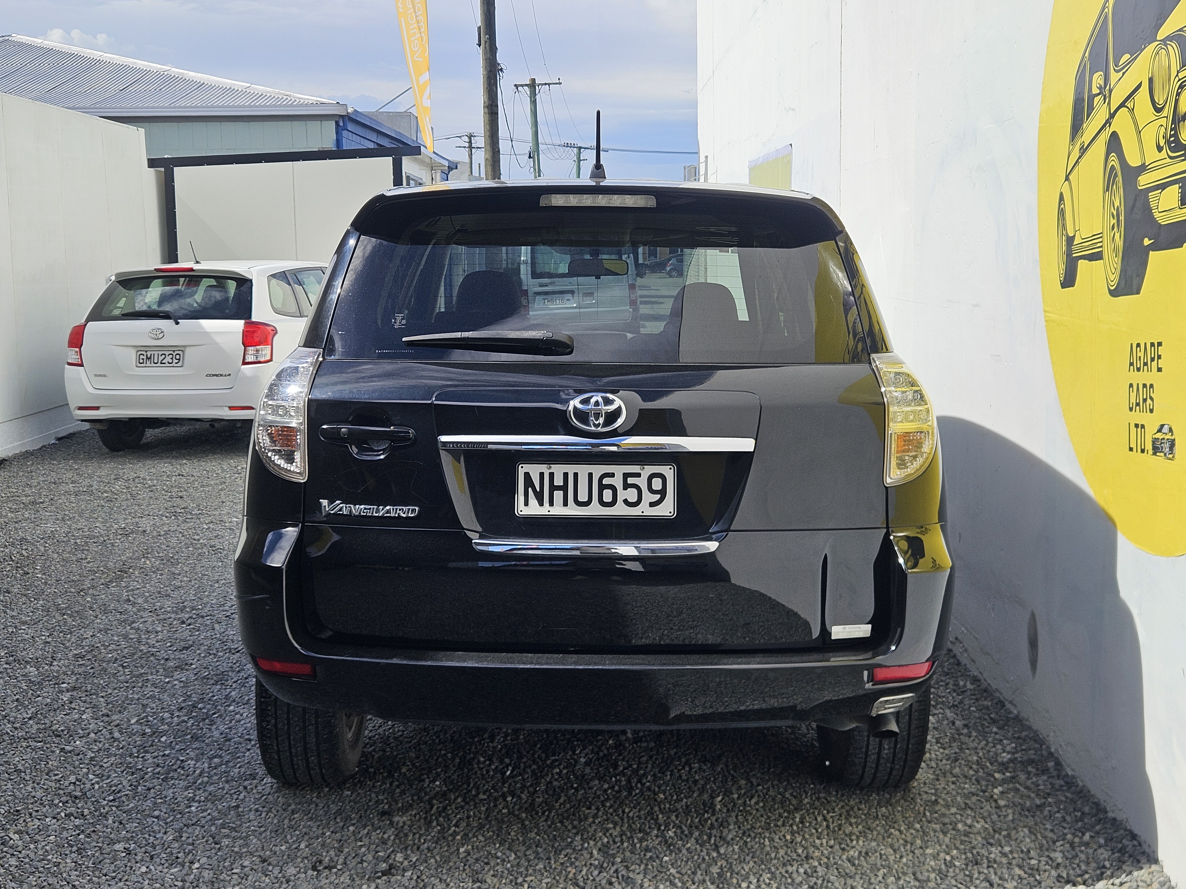 2007 Toyota Vanguard 4WD photo 11