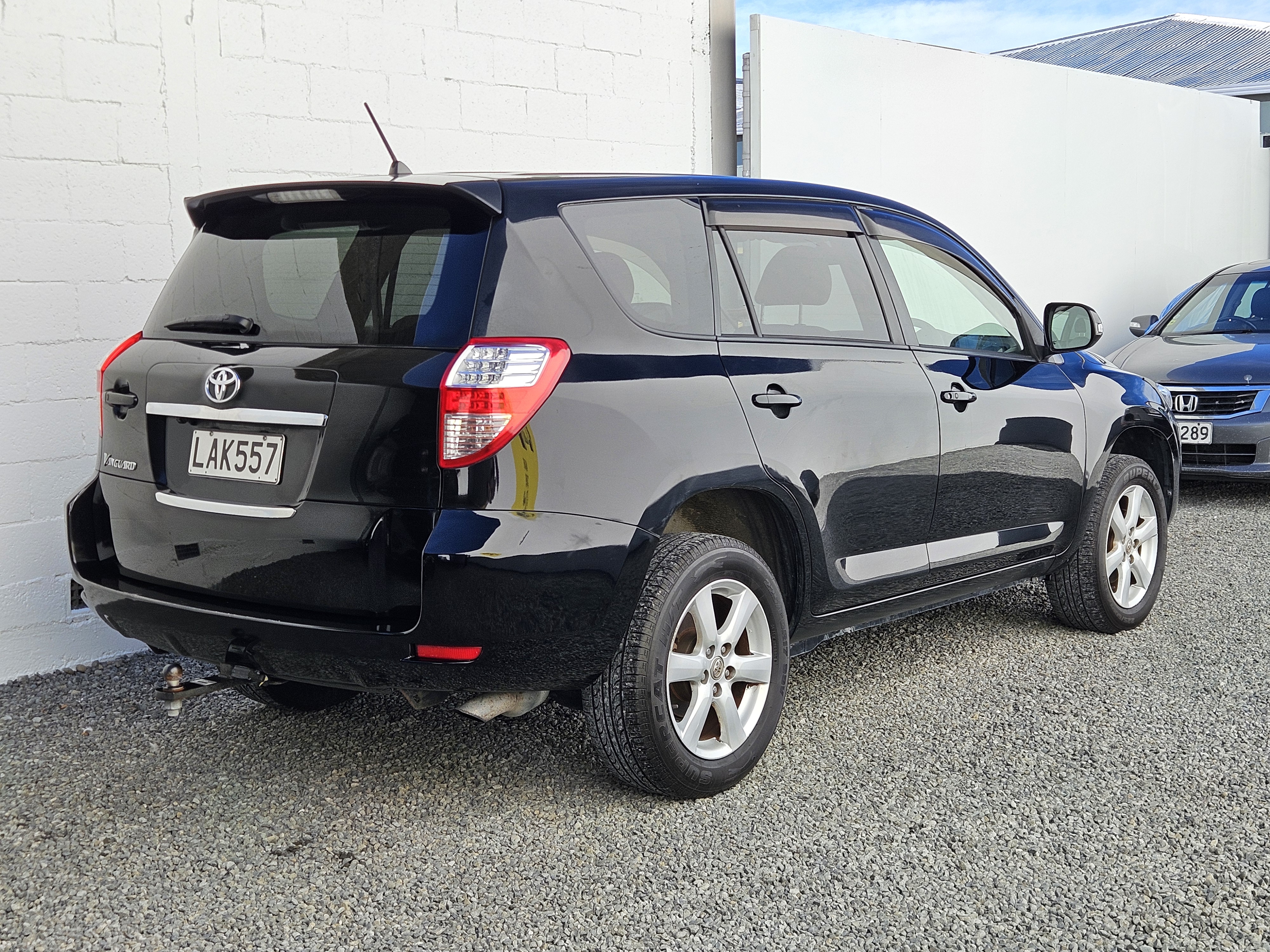 2008 Toyota Vangaurd 4WD photo 4