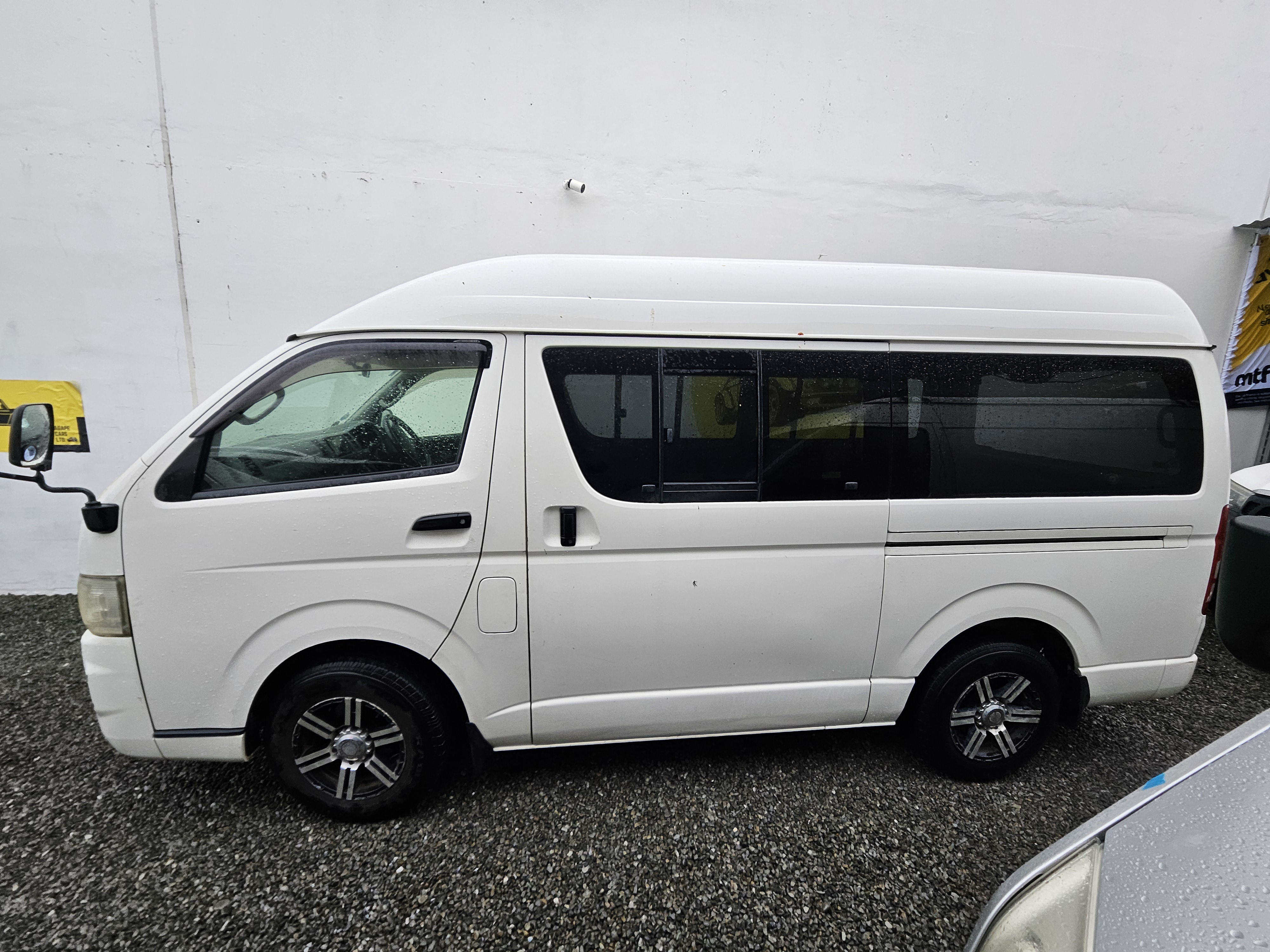 2008 Toyota Hiace Reguis ACE photo 2