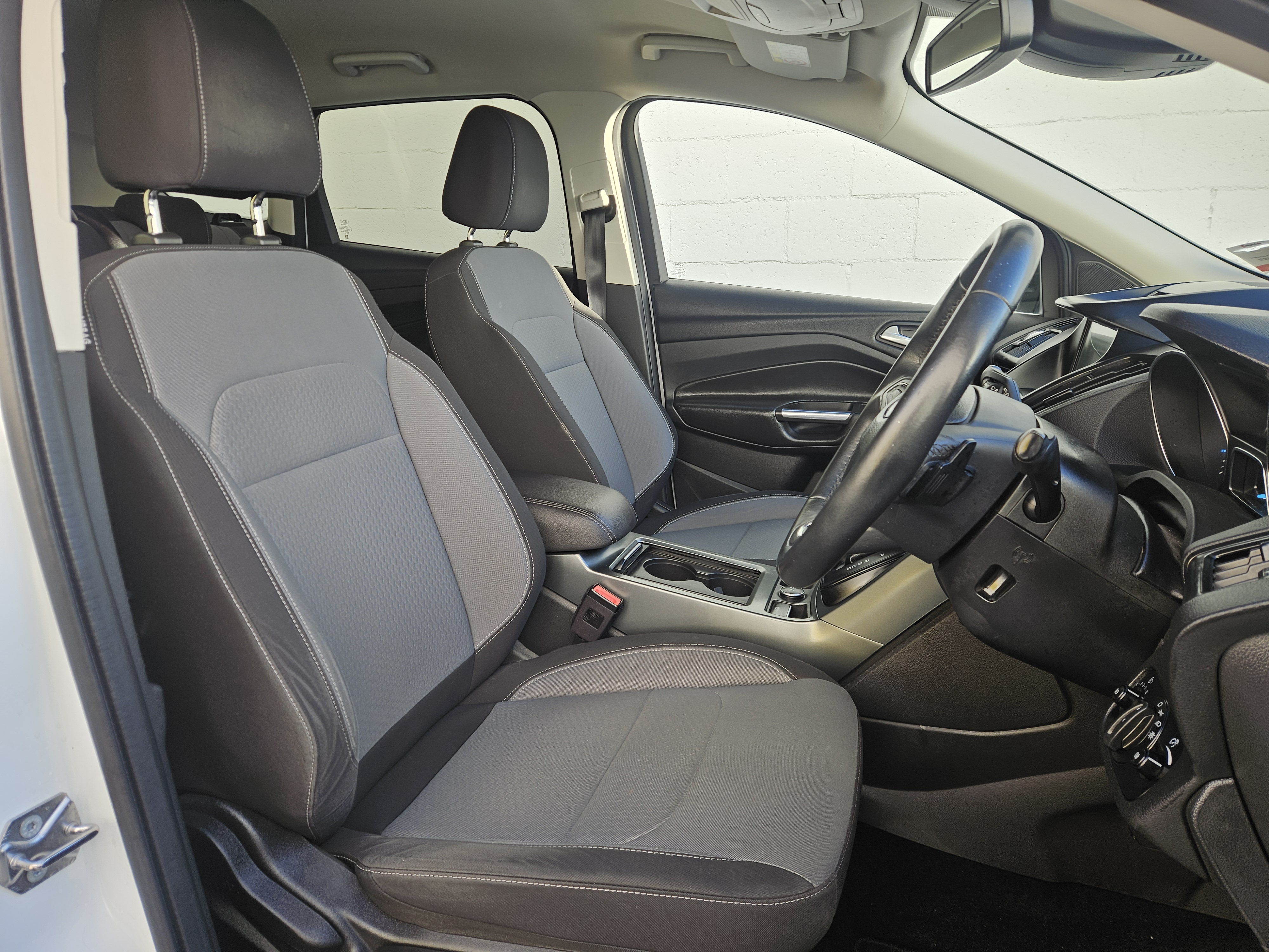 2017 Ford Escape Trend 1.5 photo 8