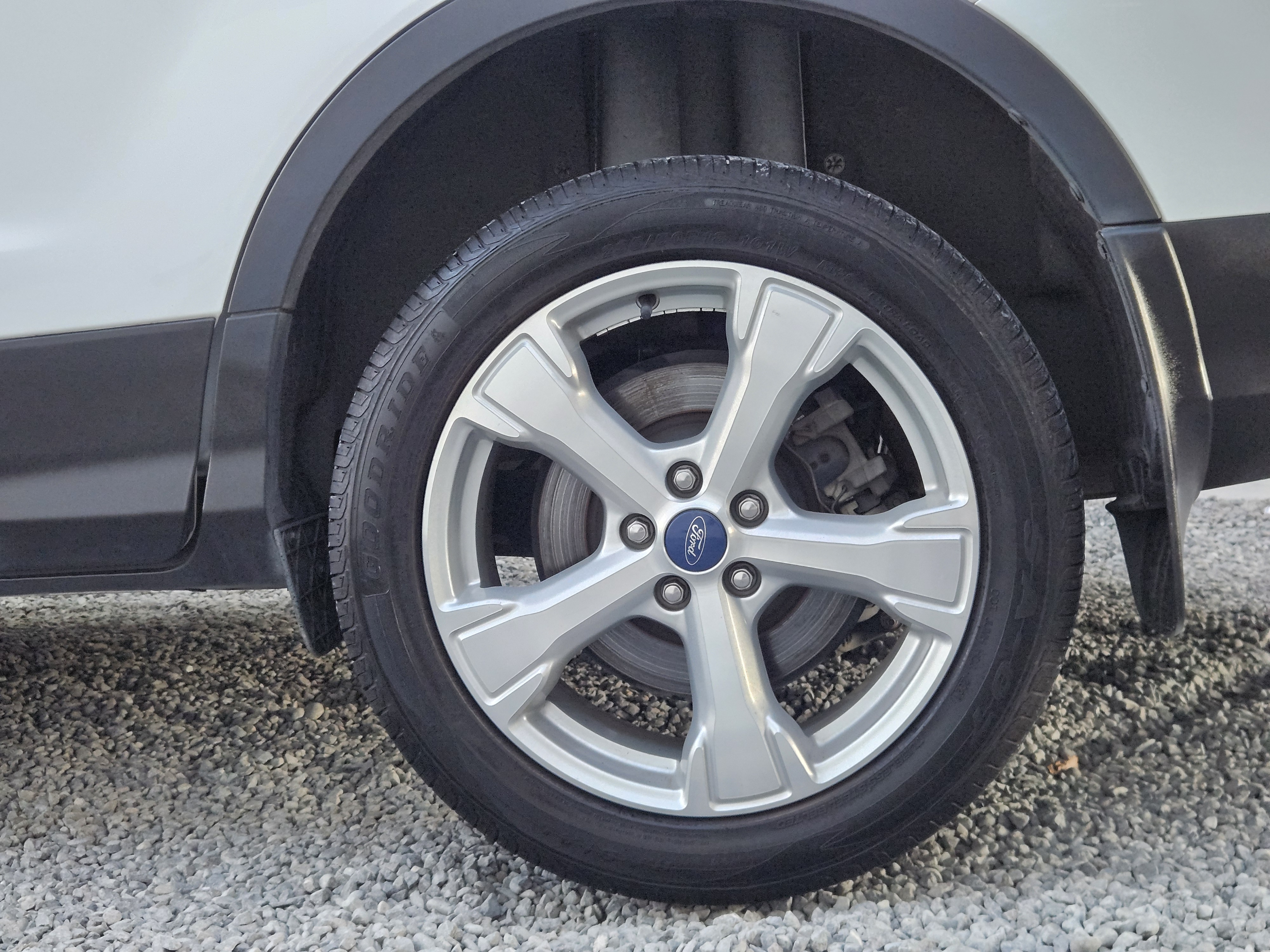 2017 Ford Escape Trend 1.5 photo 16