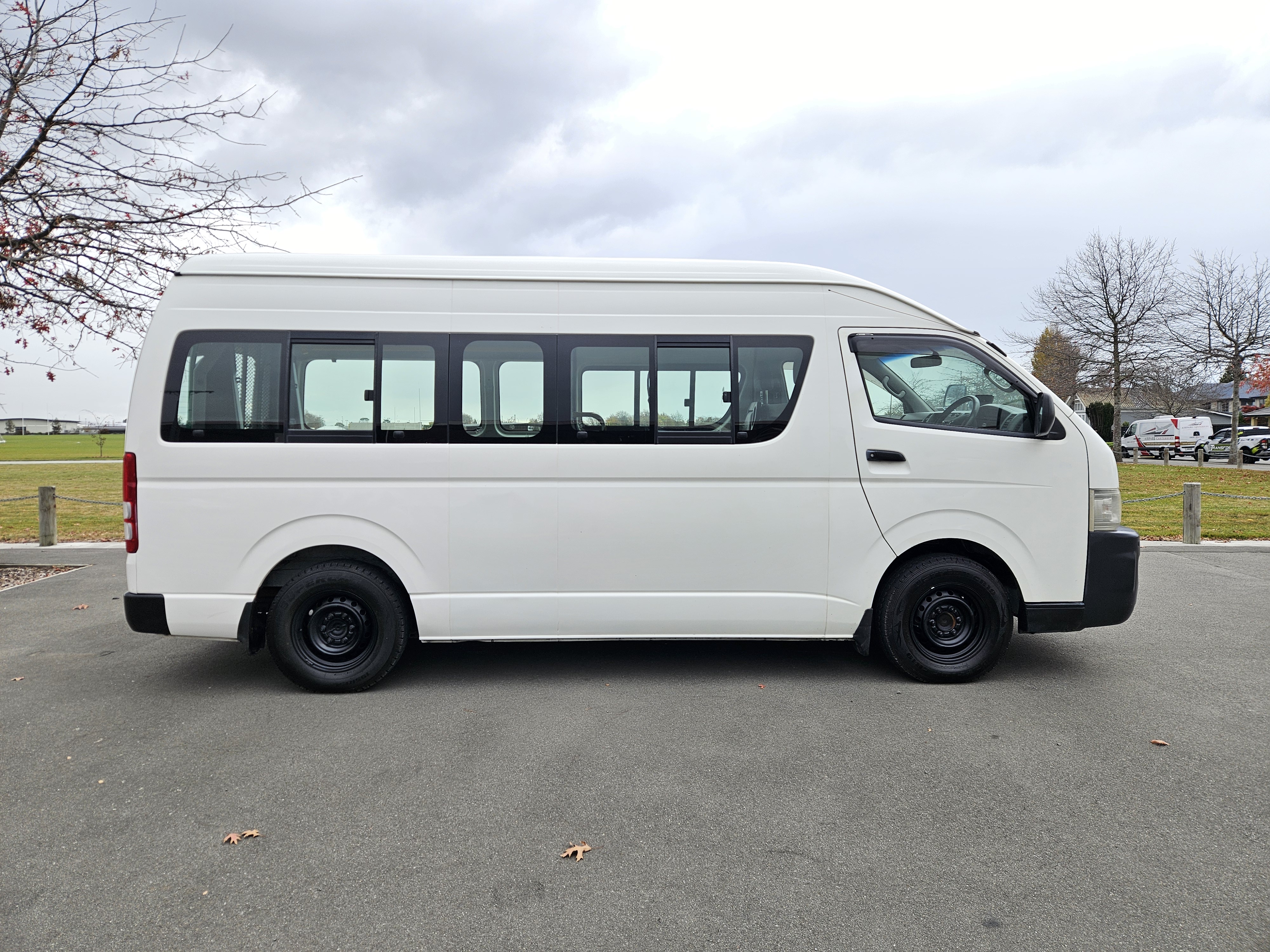 2008 Toyota Hiace ZX 3.0TD Mobility photo 6