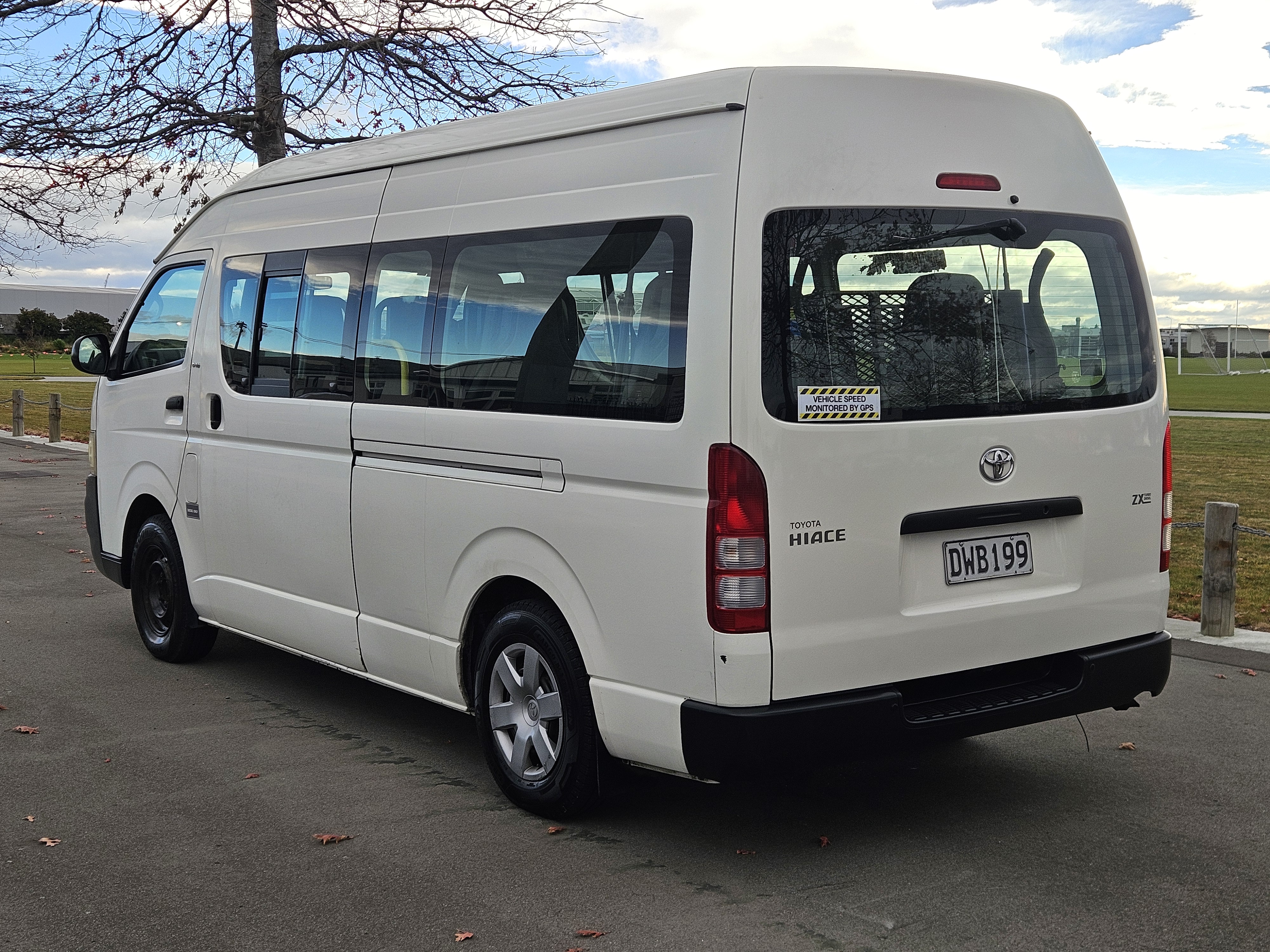 2007 Toyota Hiace T ZX Mobility photo 4