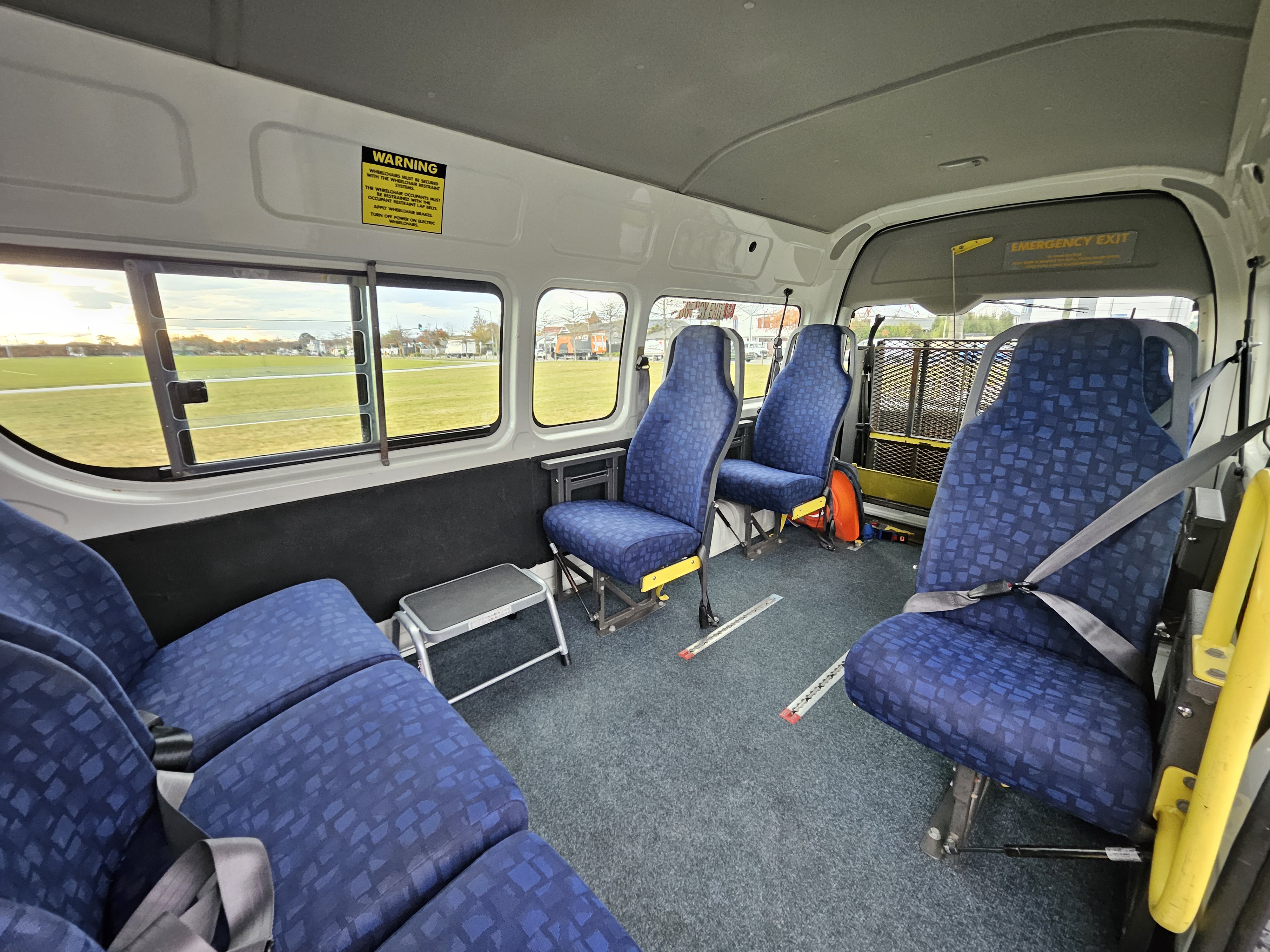 2007 Toyota Hiace T ZX Mobility photo 11